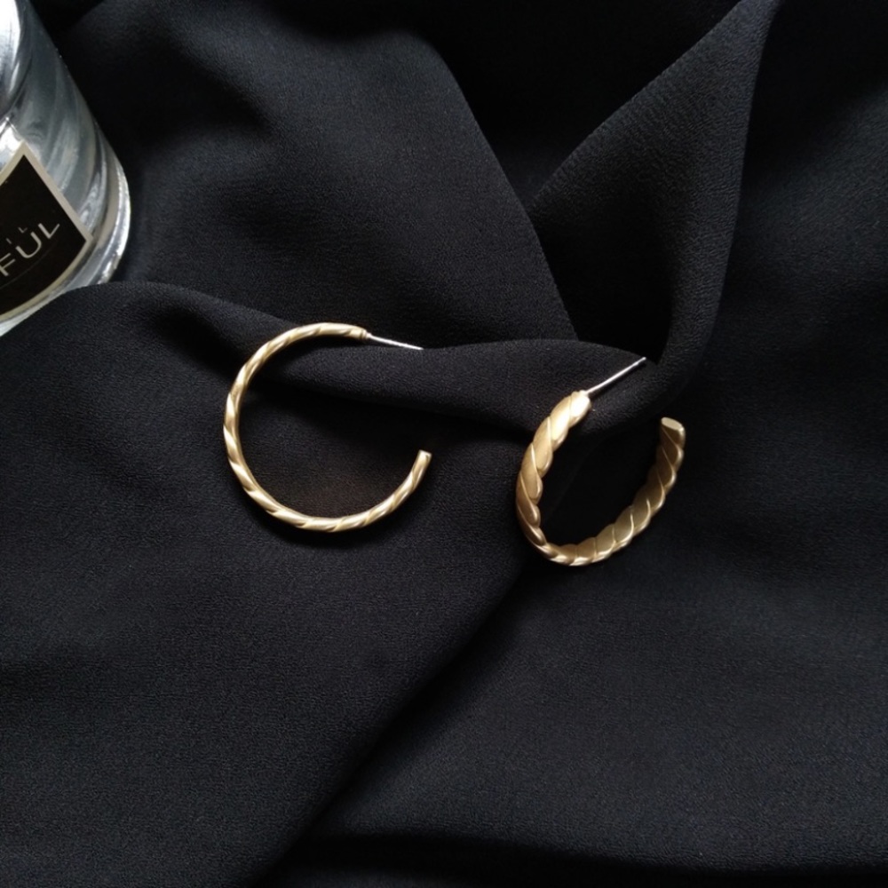 💙Golden Braided Twisted Hoop Earrings